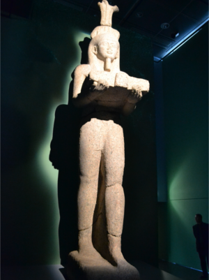 Expo Osiris : la statue du dieu Hâpy