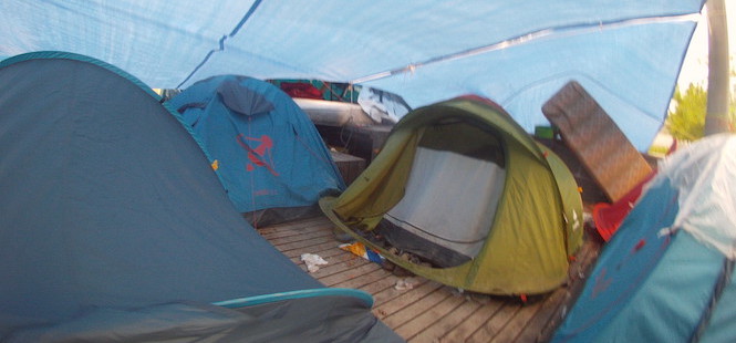 camp migrants Jardin d'Eole