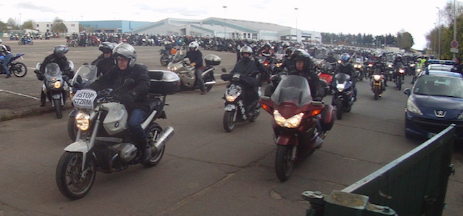 motards en colère contrôle technique