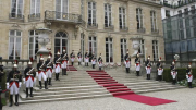 suicide, garde républicain, Matignon, Edouard Philippe