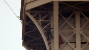 homme, tourEiffel, grimpé