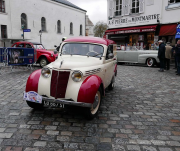 Voitures anciennes, esplanade de Vincennes, DS, 2CV