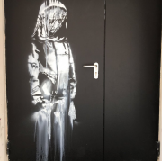 Banksy, bataclan, volé, Italie