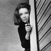 Diana Rigg, Mrs Peel, Chapeau melon