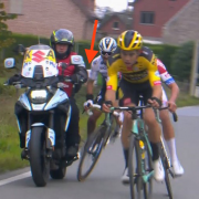 Alaphilippe, chute, Tour des Flandres