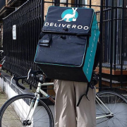 deliveroo, juifs, antisémite, algérien