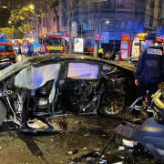 Accident, Tesla, Paris, G7