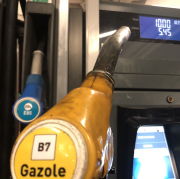 Total, gazole, essence, 2€, carburant