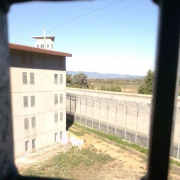 prisons, surppeuplées, détenus, Fresnes, Perpignan, 