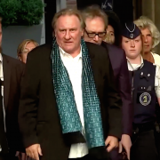 Gérard Depardieu, accusé, procès, agression sexuelle, Paris