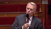 Ayrault, Social, Gouvernement