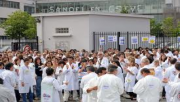 sanofi,manifestation