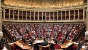 Parlement, Succession, Impôts