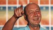 Roumanie, Référendum, Basescu