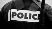 enfant, police